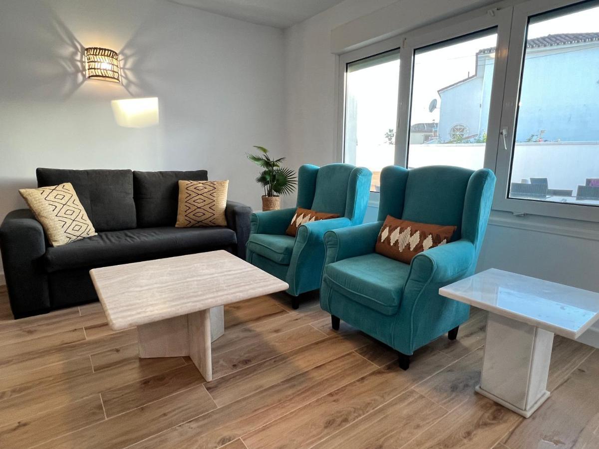 Karibu & Pool Holiday home Marbella