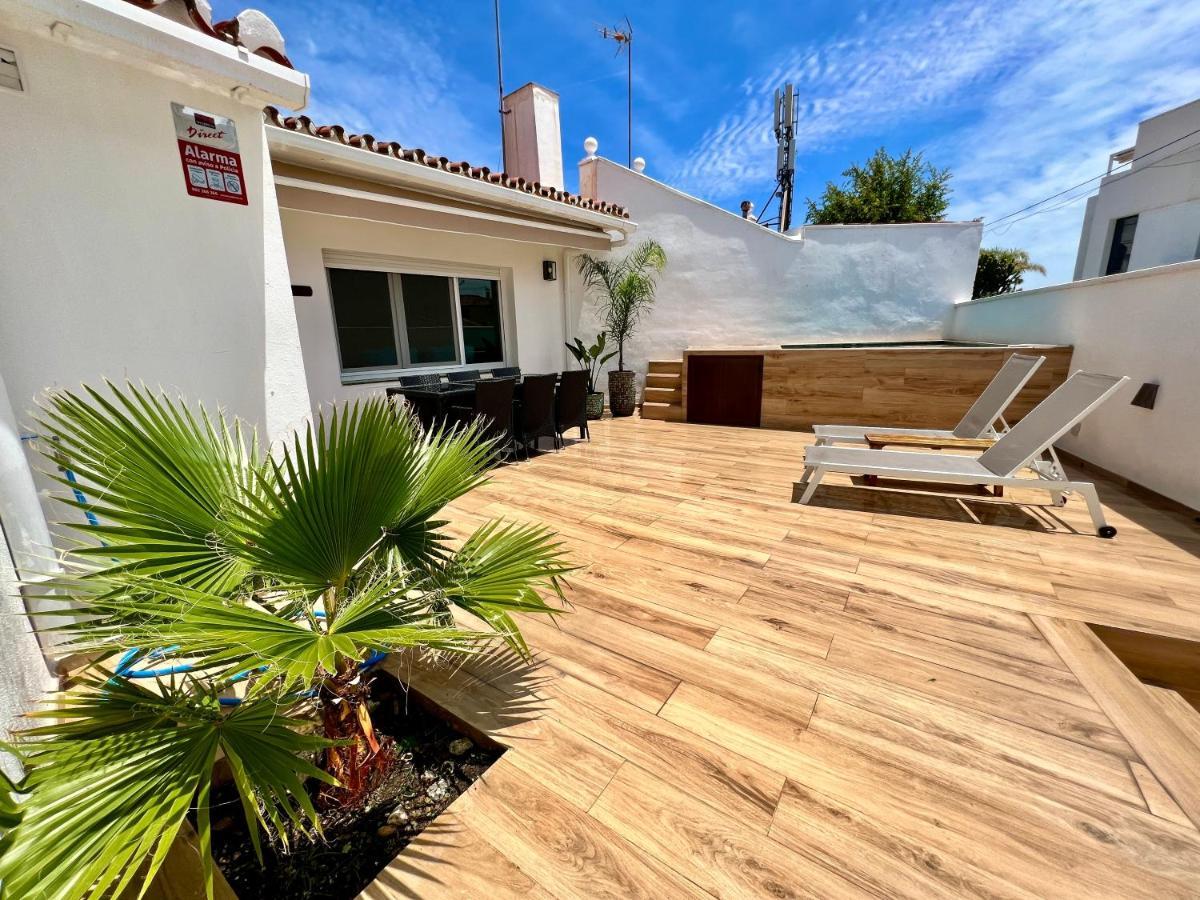 Karibu & Pool Hébergement de vacances *